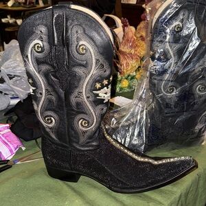 El General Black and Silver Embroidered Heeled Boots